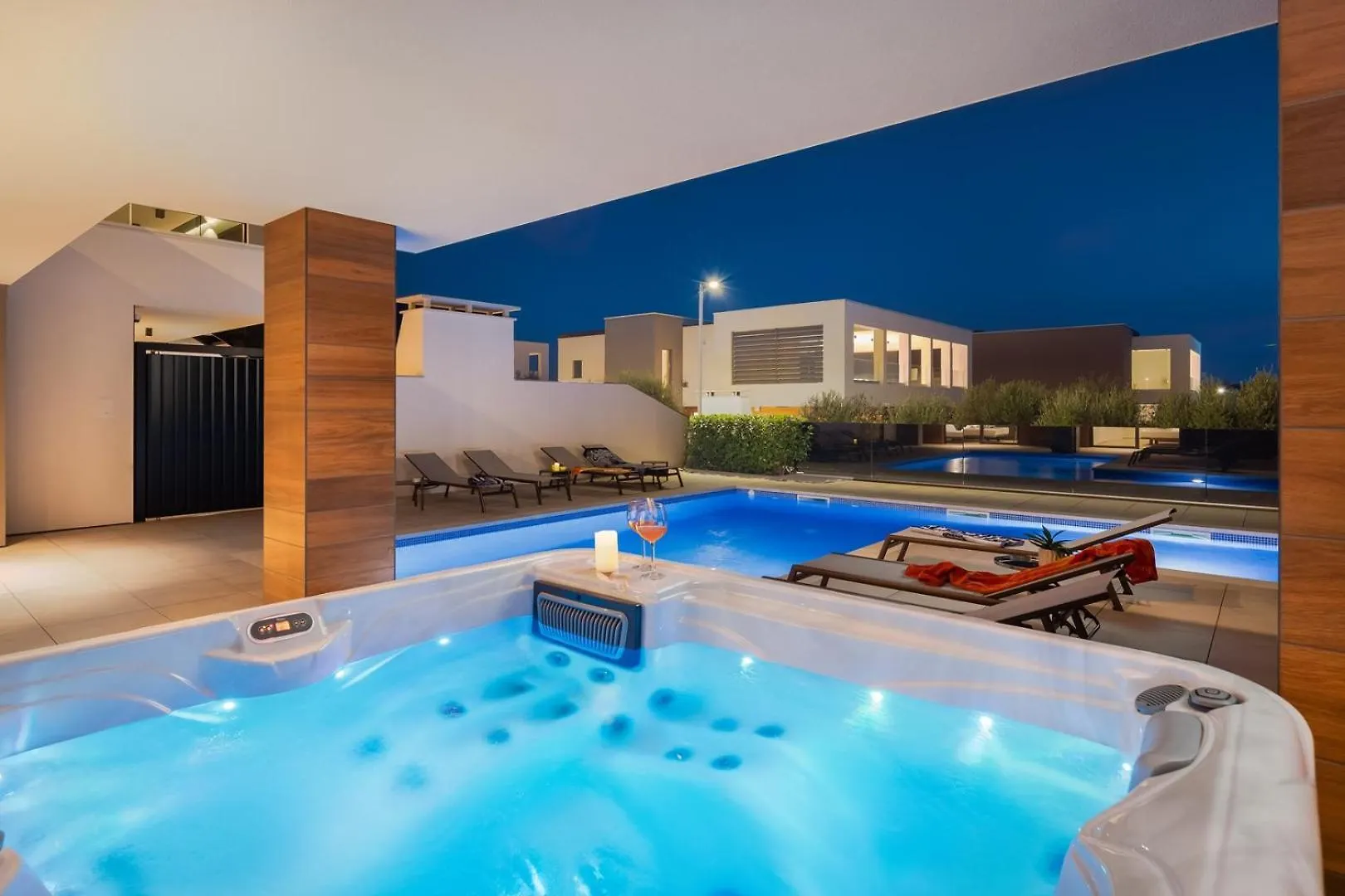 Villa Old Olive III By Vivi Rent Vodnjan